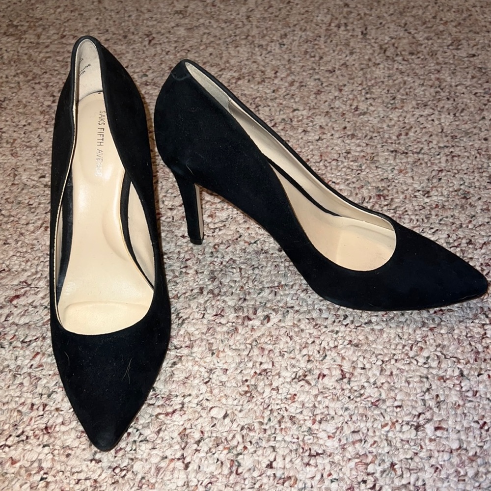 Saks Fifth Avenue Pumps